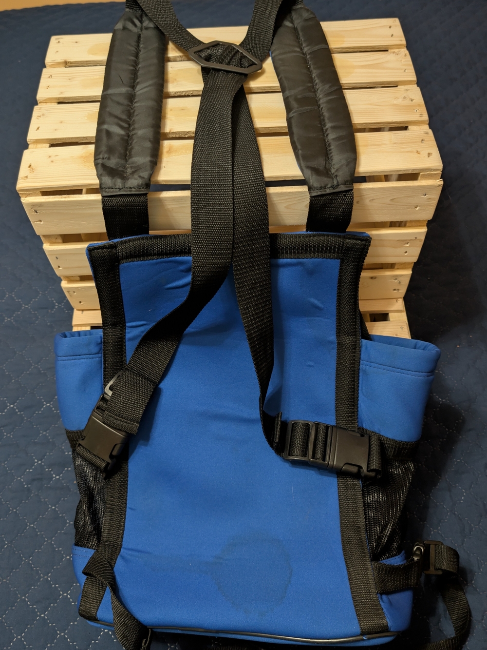 Blue Pet Carrier Back Pack By Bag - Picture 2 of 3